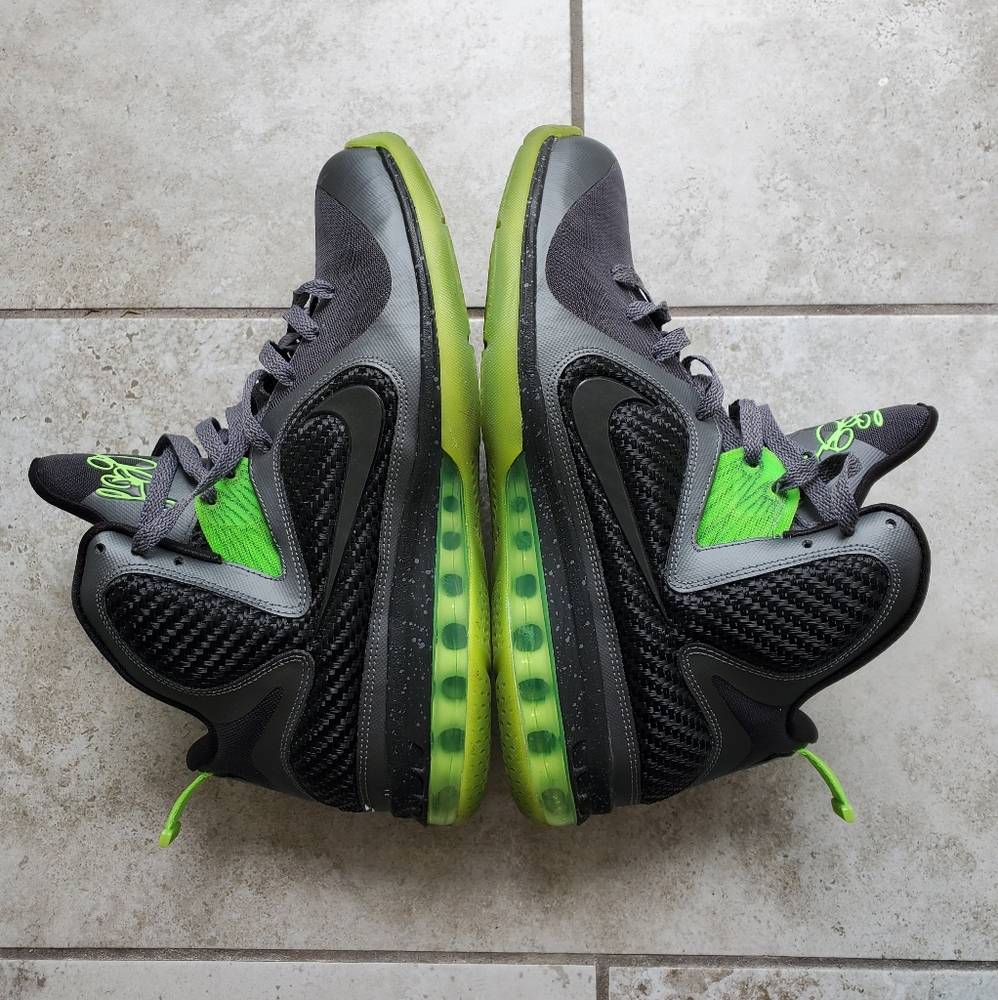 LeBron 9 Dunkman
